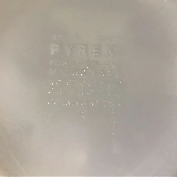 Vintage Pyrex Butterfly Gold 471-B 500ml. Without lid - Picture 7 of 8